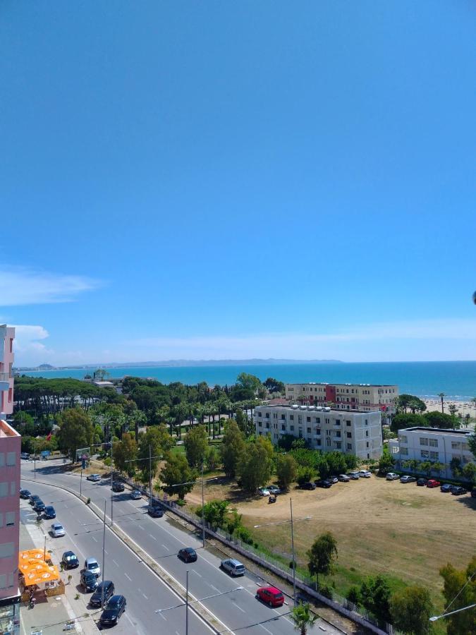 Yellow Building Durres Durrës Exterior foto